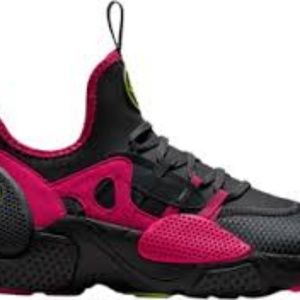 Nike Shoes - MEN'S NIKE HUARACHE E.D.G.E. size 11 Nike Shoes - MEN'S NIKE HUARACHE E.D.G.E. size 11